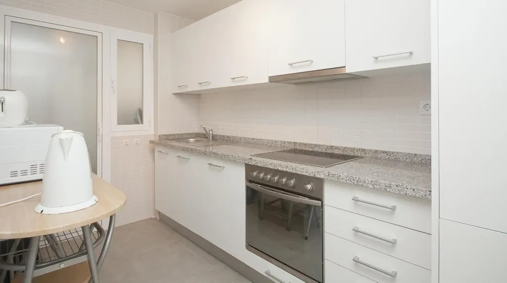 Cuisine - 2-Bed Apartment with Terrace in La Duquesa, Manilva
