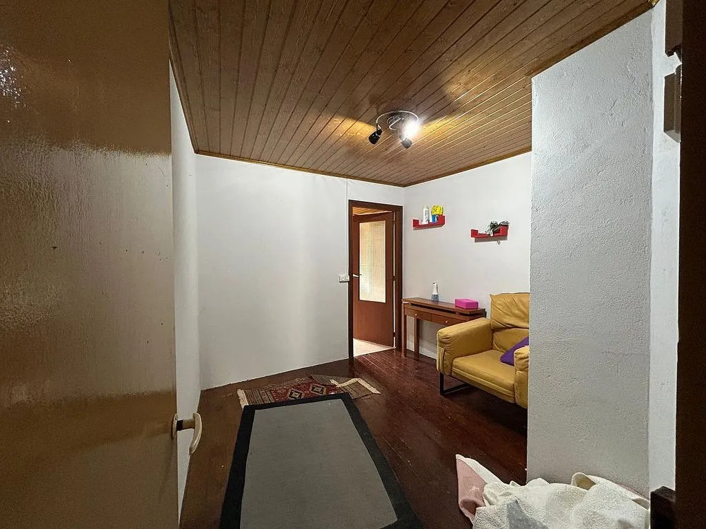 hallway_entrance