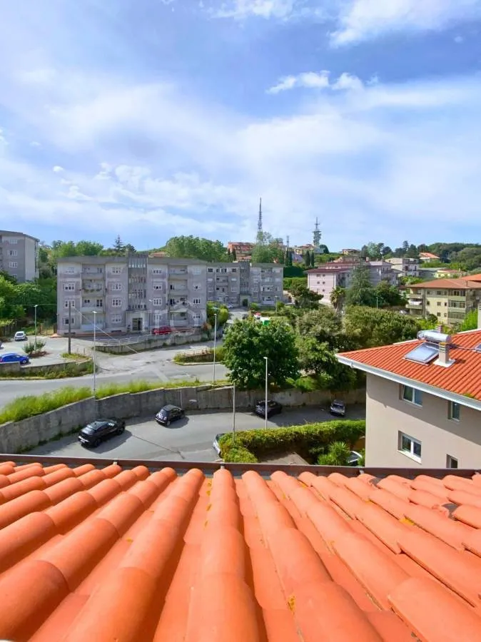 Rõdu - Mansarded Attico with Open City View in Vibo Valentia