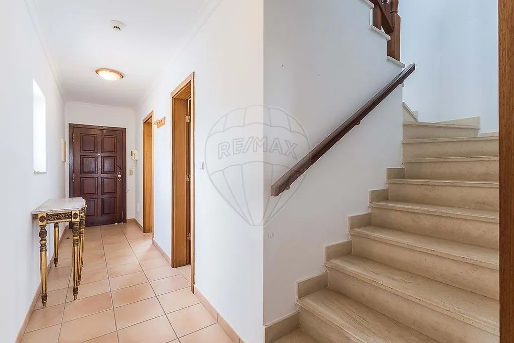 Toad - Luxury Duplex with Terrace in Portimão