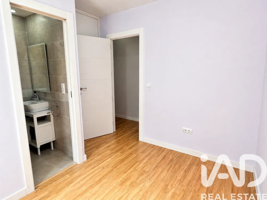Pièces - Reformed Flat with Terrace in Puente de Vallecas
