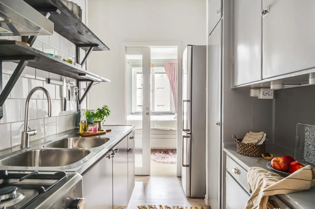 Cuisine - Apartment with Balcony in Råsunda