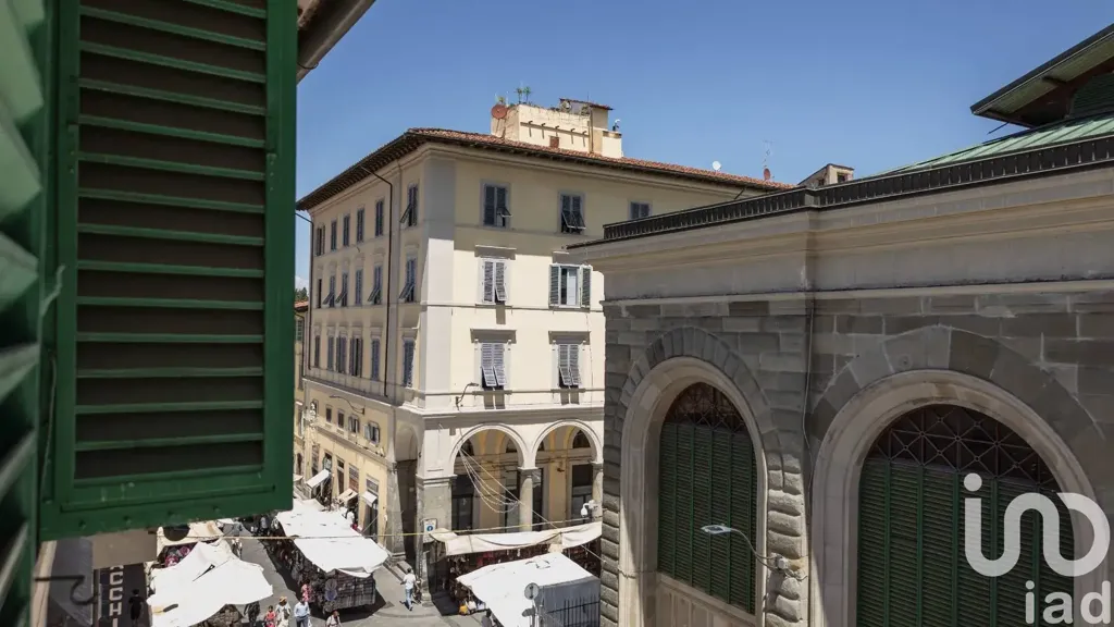 Historic Apartment with Terrace in Florence Centre