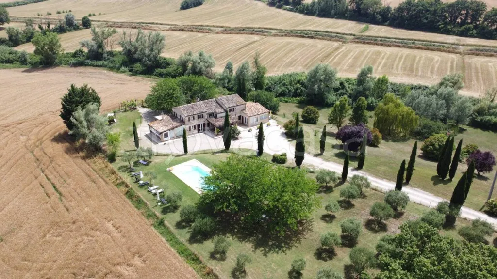 Vista aerea - Rustic Casale with Pool in San Costanzo