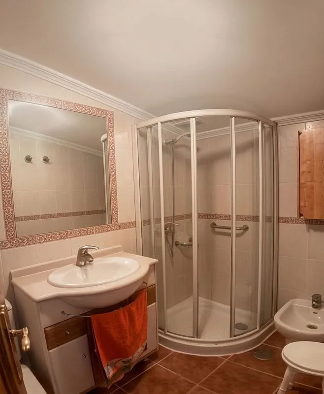 Bathrooms - Terraced House with Garden in Campo de Criptana