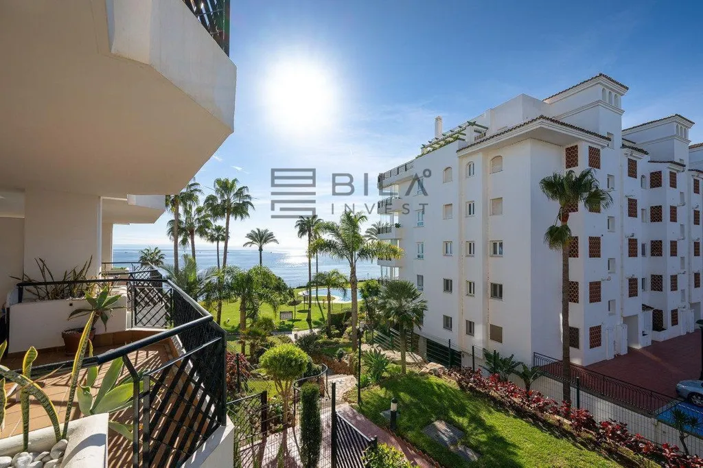 Rõdu - Furnished Flat with Pool in Calahonda, Mijas