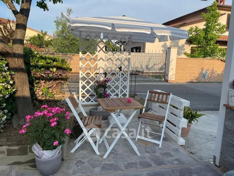 Terrasse - Fully Furnished Bilocale in Cascina