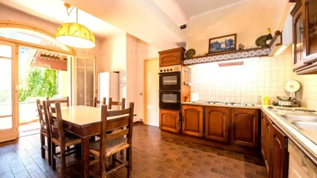 Cuisine - Luxury Villa with Pool in Cairate, Lombardy