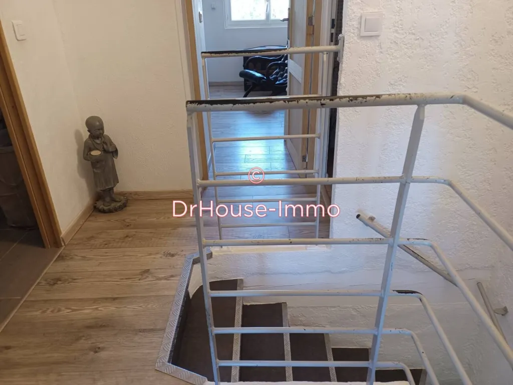 Pièces - Maison Atypique avec Piscine à La Crau