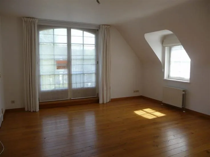 Pièces - Appartement avec Terrasse au Centre de Lasne
