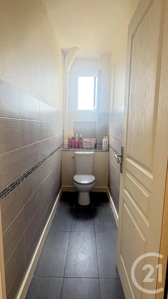 Salles de bain - Appartement 2 Pièces avec Accès RER à Sevran