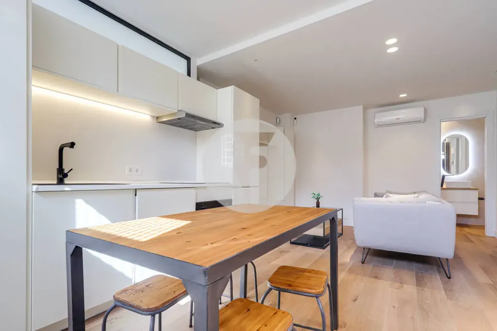 Köök - Renovated Duplex with Two Entrances in Guindalera