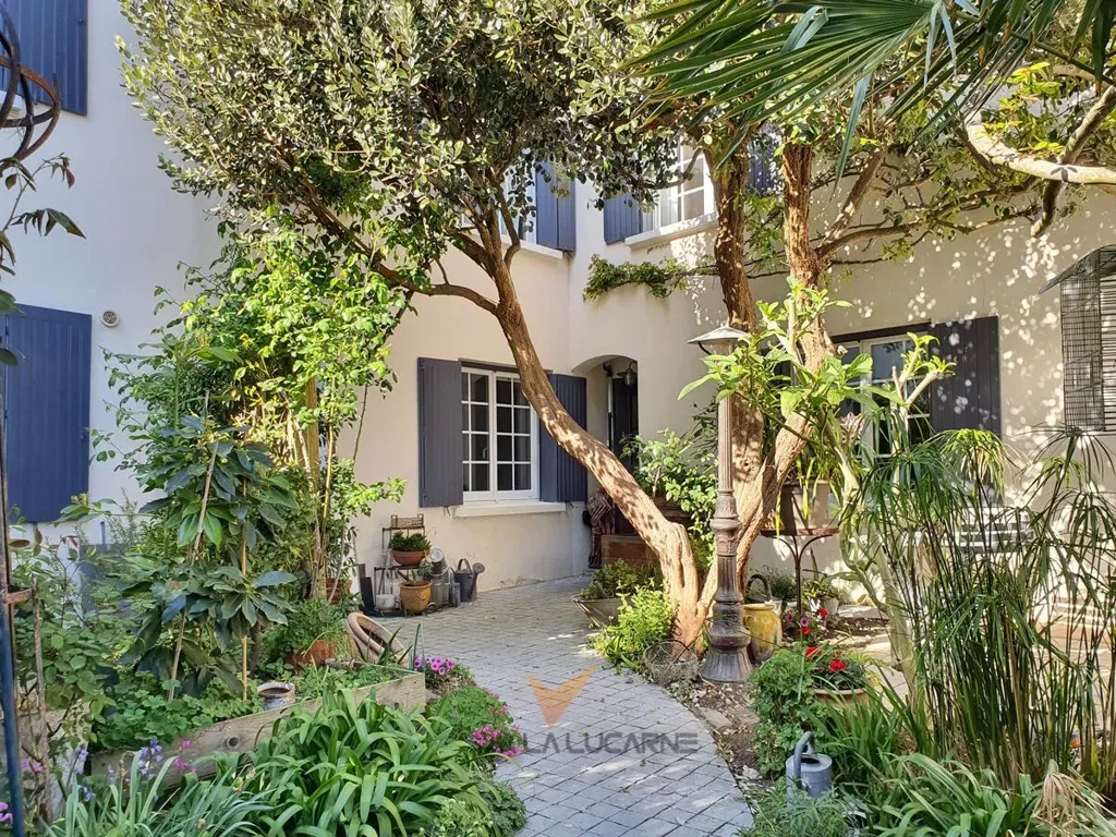 courtyard