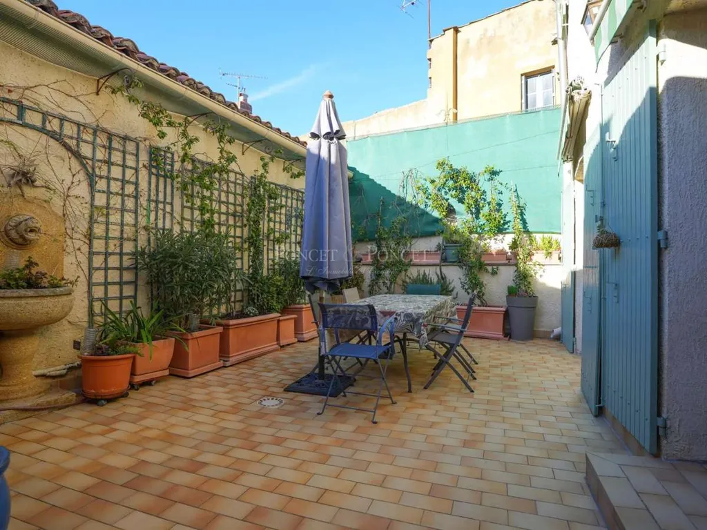 courtyard