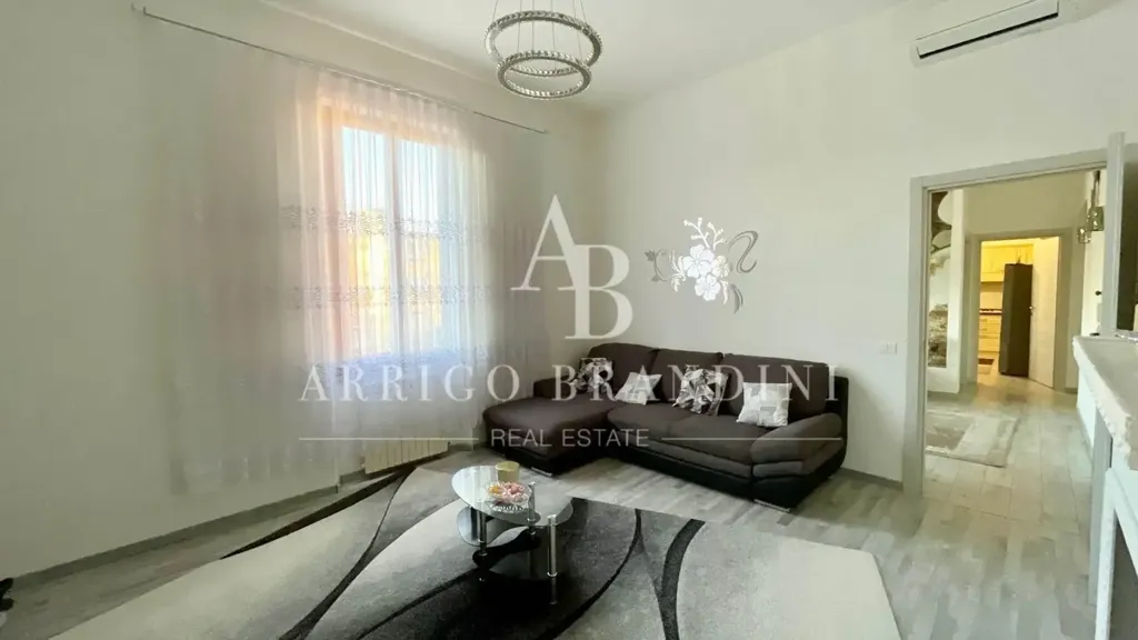 Séjour - Spacious Apartment with Balcony in Ponte a Greve
