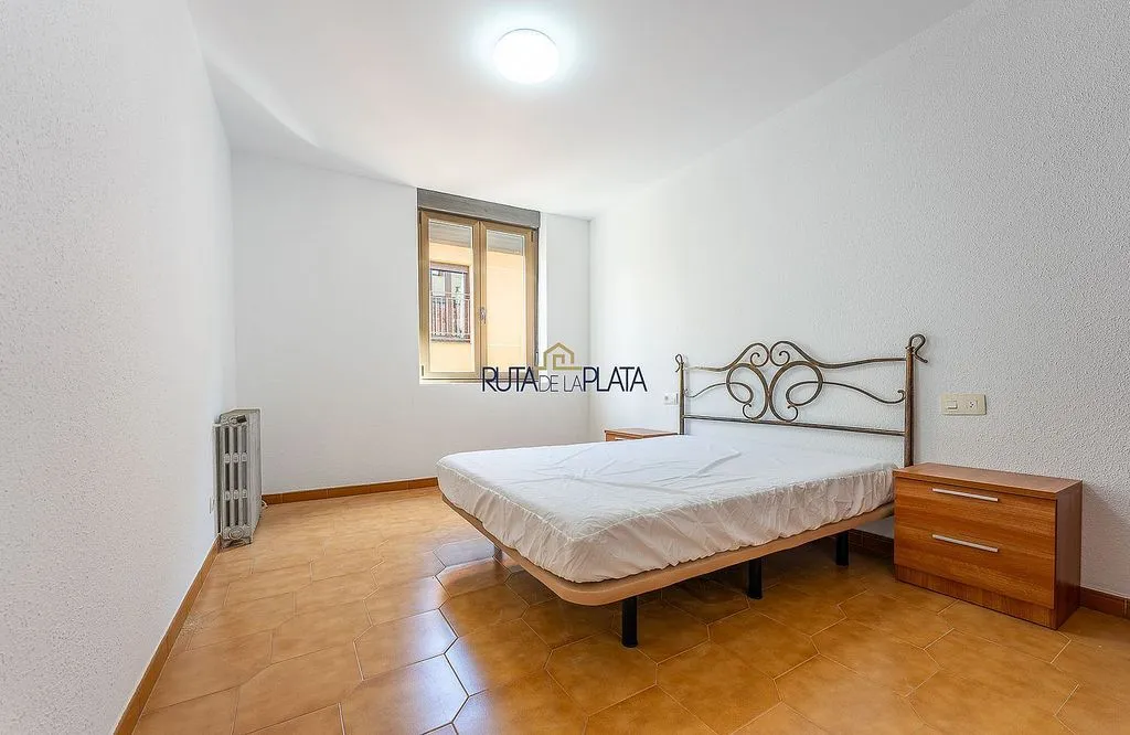 Chambres - Ample Furnished Flat with South View in Zamora
