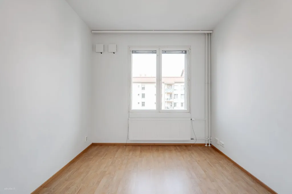 Zimmer - 6-Storey Apartment with Balcony in Pakkala, Vantaa