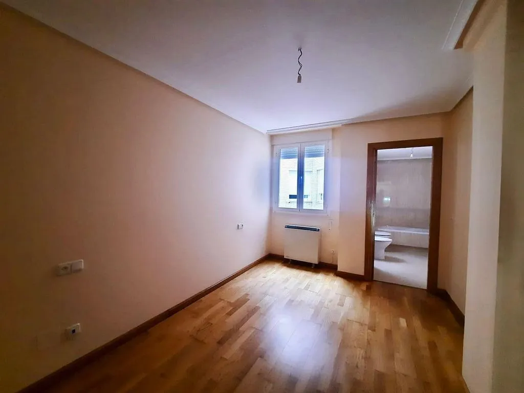 Toad - Apartment with Garage in Ponferrada Centre
