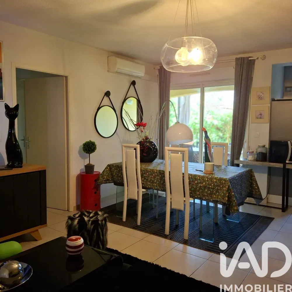 Séjour - Appartement avec Terrasse et Piscine à Montauban