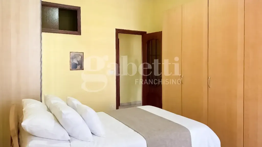 Chambres - Apartment with Balcony in Fuorigrotta, Naples