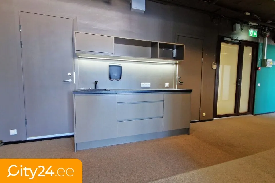 Kabinet - Office Space with Sea View in Pirita