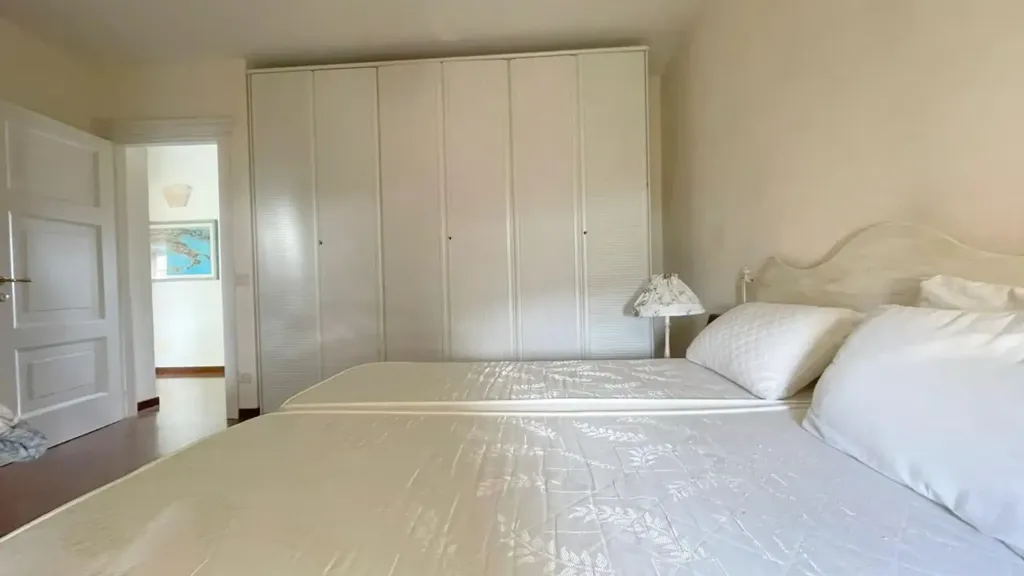 Appartement 6 pièces à IT