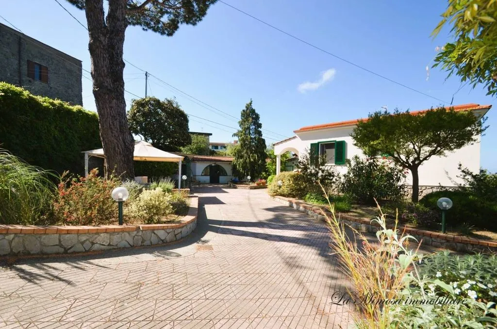Välivaade - Luxury Villa with Sea View in Massa Lubrense