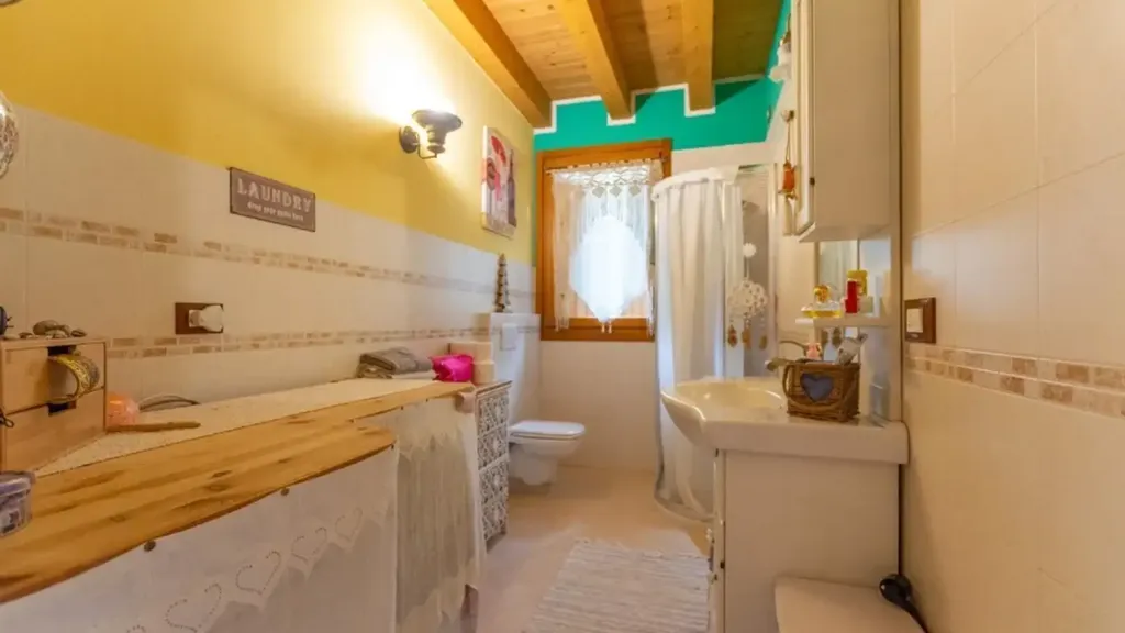 Bagni - Contemporary Villa with Panoramic Terrace in Feltre