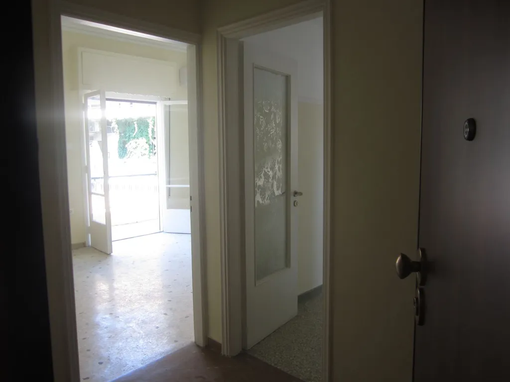 Hallway - Corner Apartment with Garden View in Agios Ioannis
