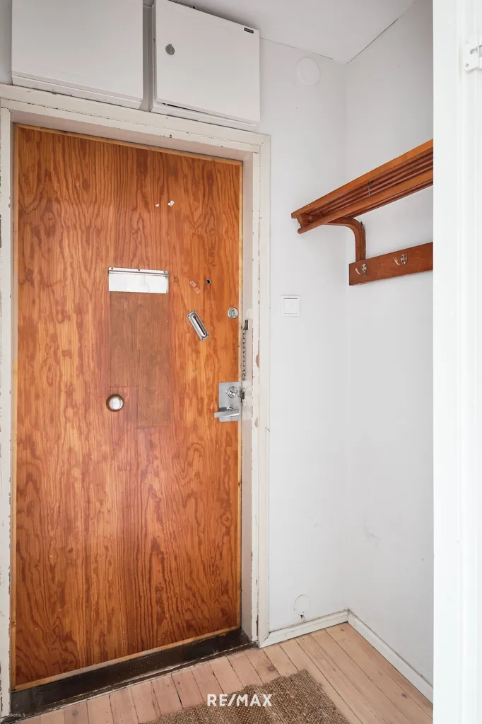 Esik - Modern Flat with Garden Access in Munkkiniemi