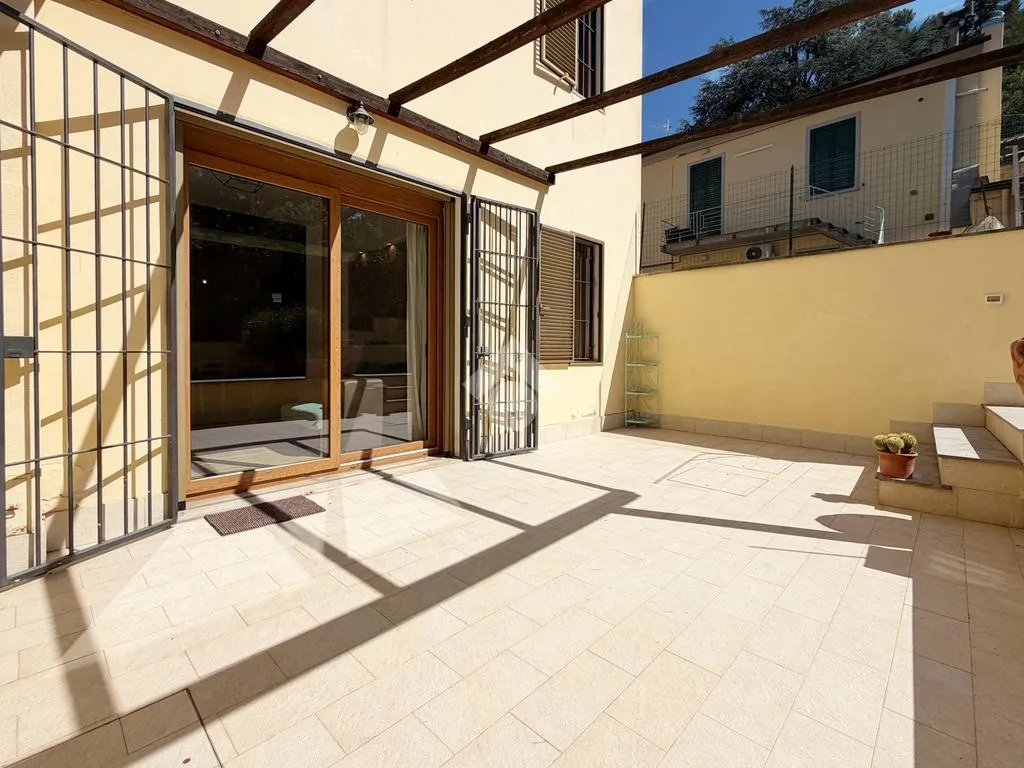 Terrasse - Independent House with Garden in Prato