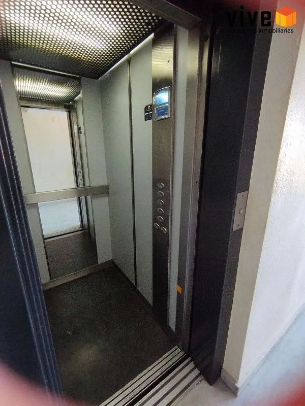 hallway_entrance