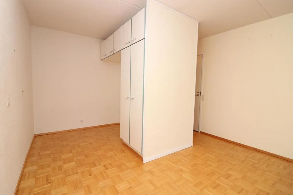 Magamistoad - Spacious Studio with Balcony in Kuopio