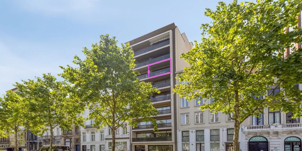 Exterior - Apartment with Cathedral View in Antwerp