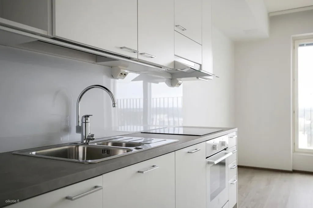 Köök - Modern Studio with Balcony in Finnoo, Espoo