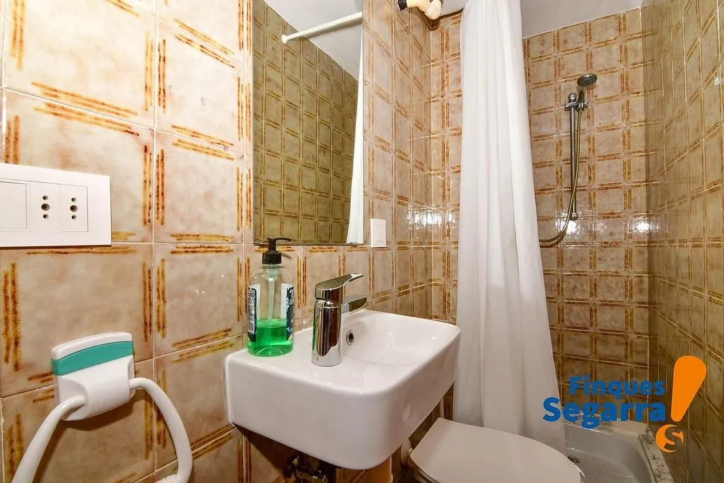 Bagni - Apartment with Terrace in Roda de Barà Centre