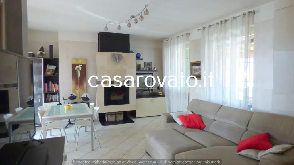 Elutuba - Triplex Attic with Terrace in Rovato