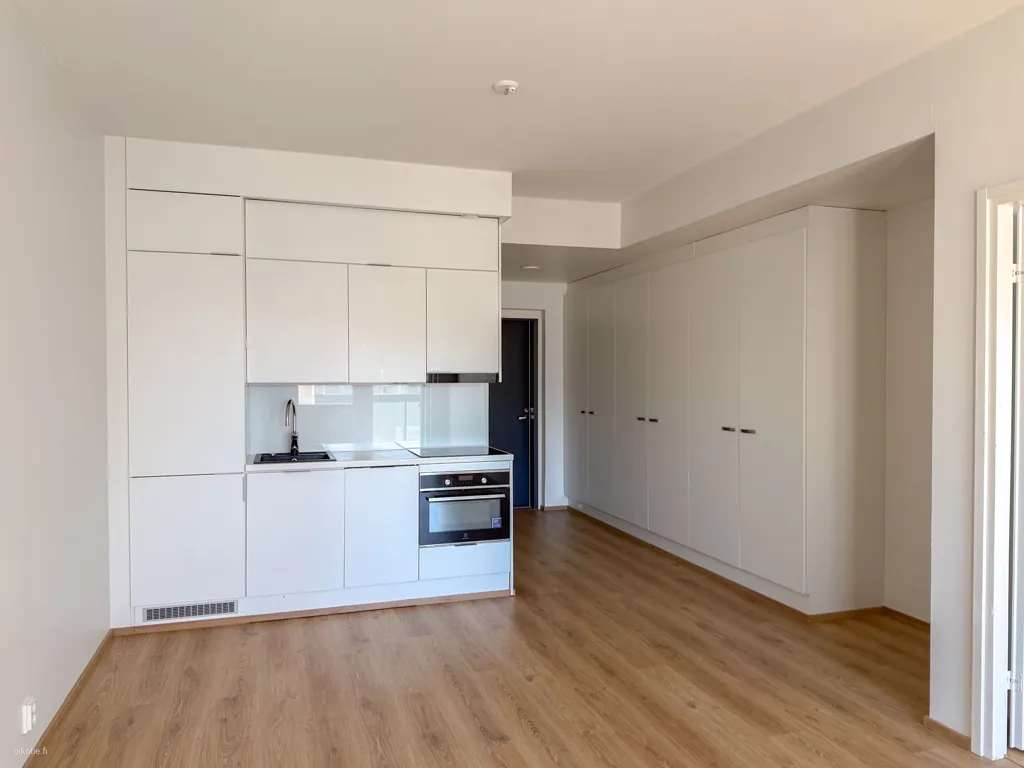 Cuisine - Modern Flat with Balcony in Kaivoksela, Vantaa