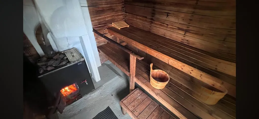 Toad - Traditional Cottage with Sauna on Saimaa Island