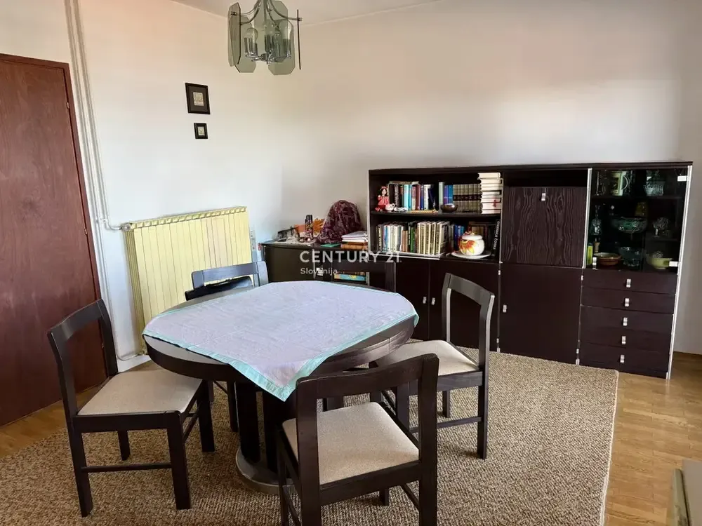 Salle à manger - House with Sea View and Dual Units in Koper