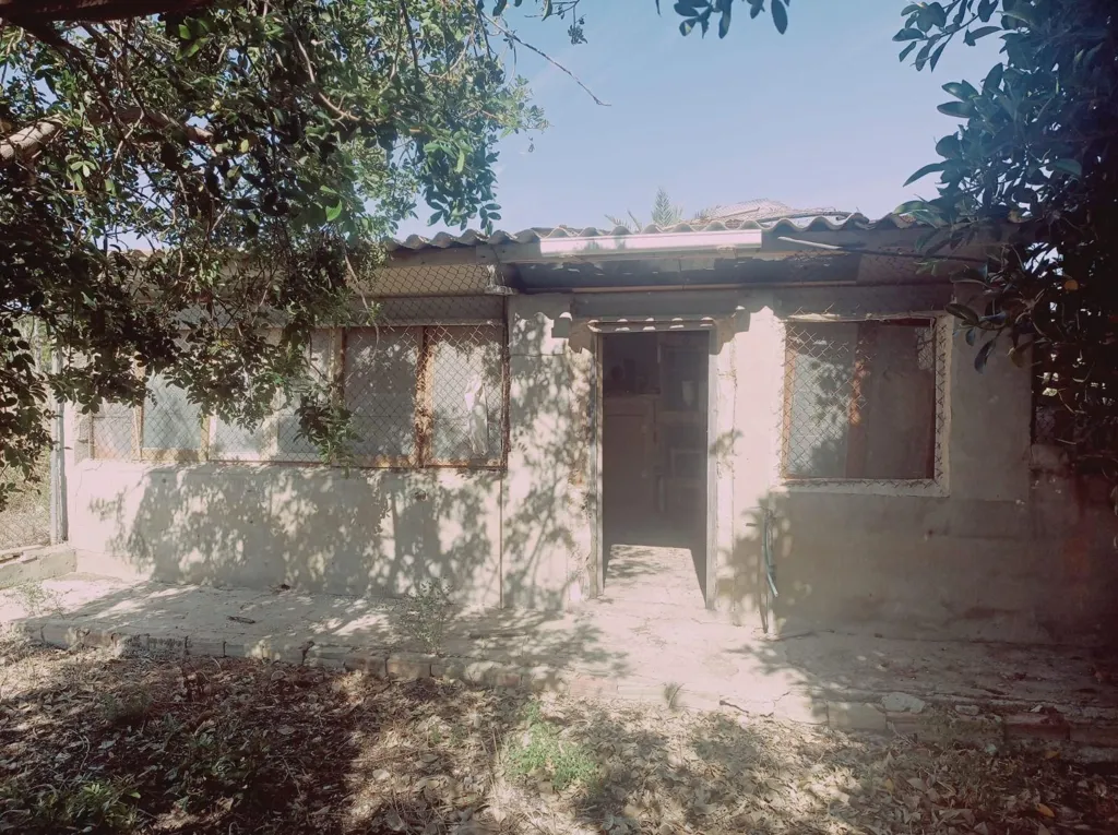 Esterno - Chalet with Seafront Potential in La Marina, Elche