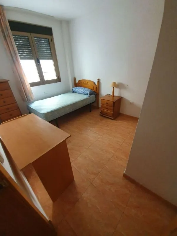 Bedrooms - Student Flat with Terrace in Ciudad Jardín