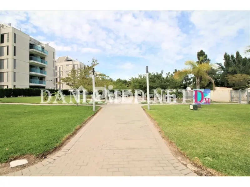 Jardin - Apartment with Pool in Deveses Playa
