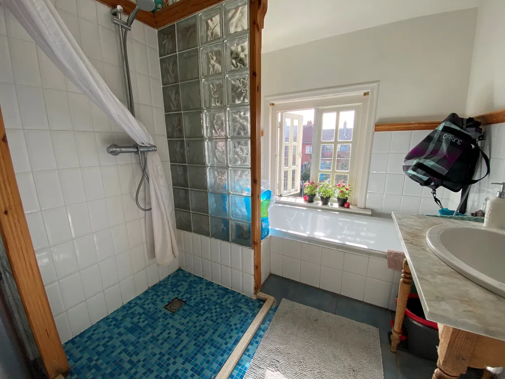Salles de bain - Student Room with City Centre Proximity in Groningen
