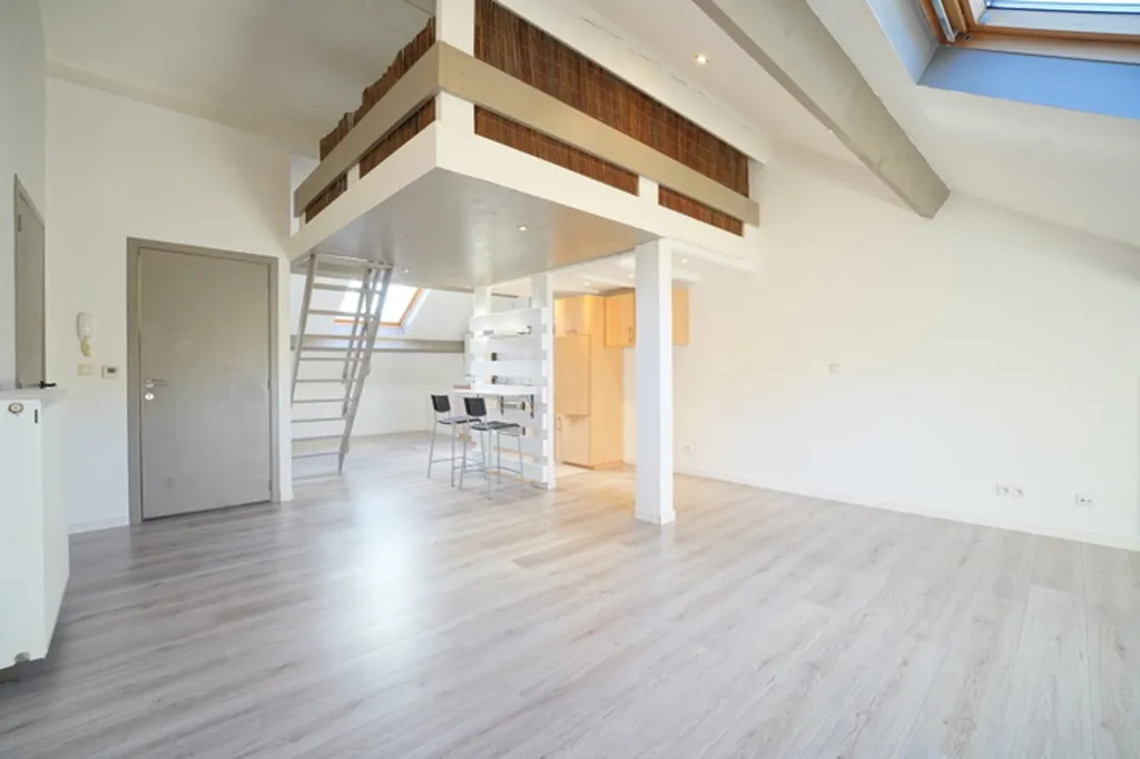 Toad - Studio with Private Parking in Amay