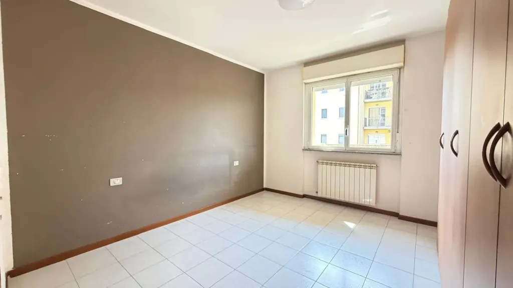 Pièces - Twin-Storey Apartment with Balcony in Dalmine