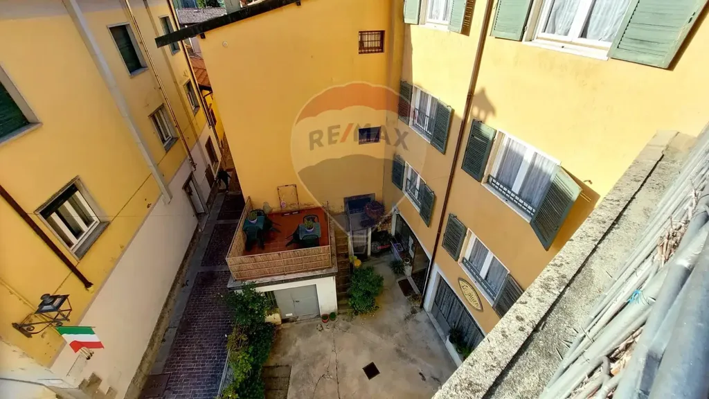 Balcon - Casa Indipendente with Terrace in Monasterolo del Castello