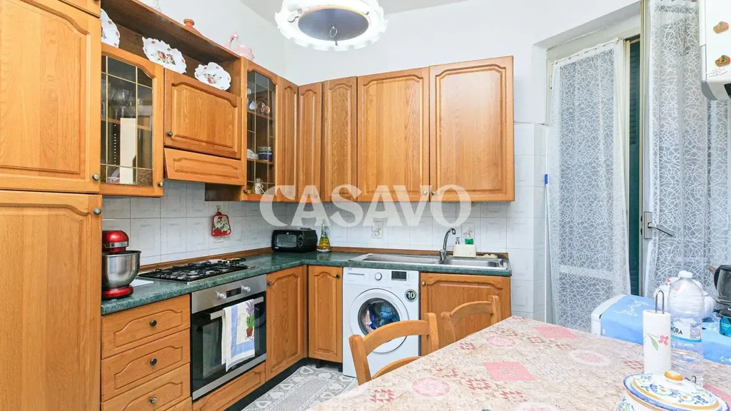 Cuisine - Fully Rented Flat with Garden in Genoa