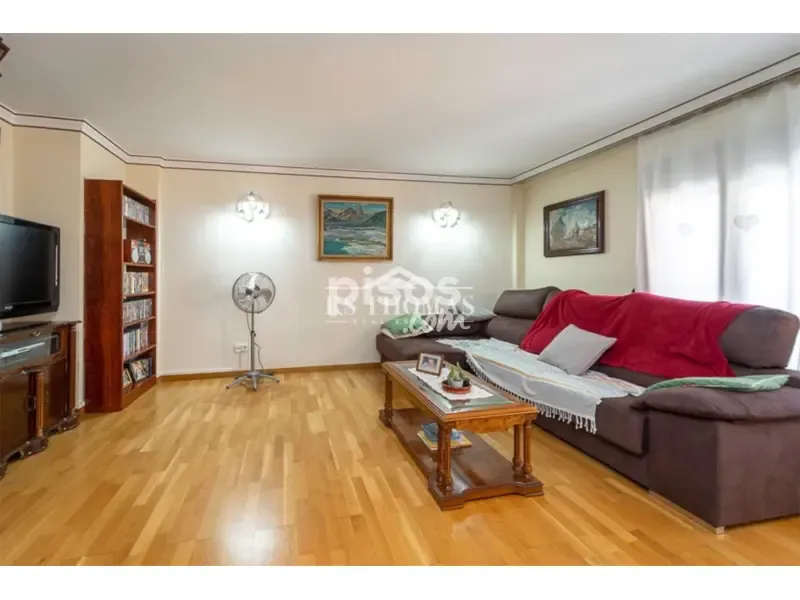 Elutuba - Duplex Penthouse with Valley View in Encamp