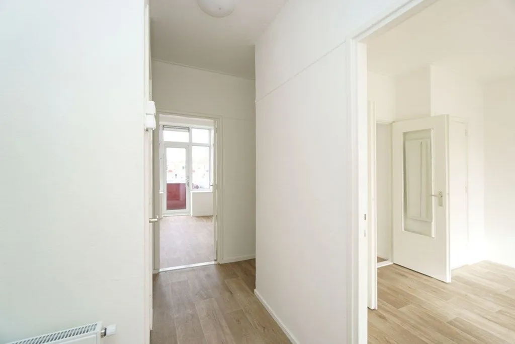 hallway_entrance